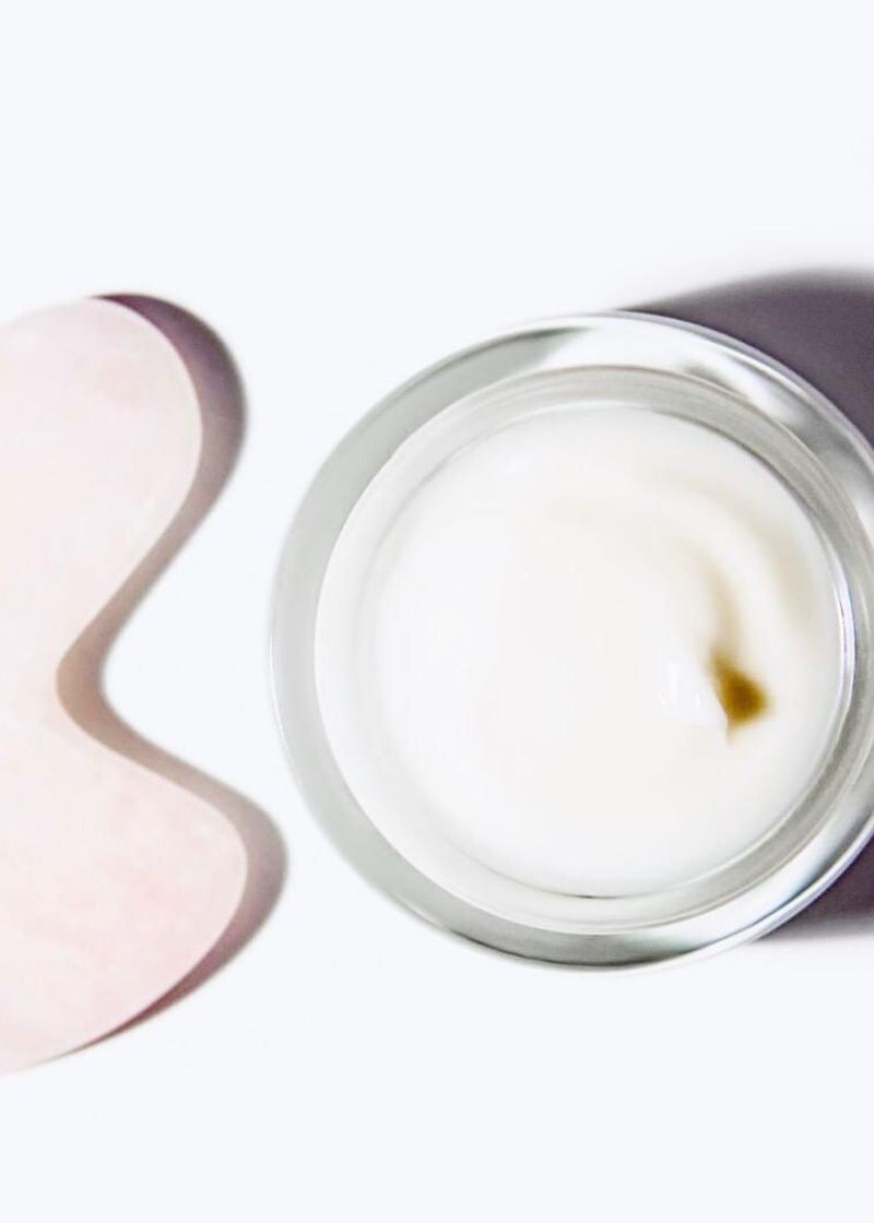 powerful rich moisturizing eye cream